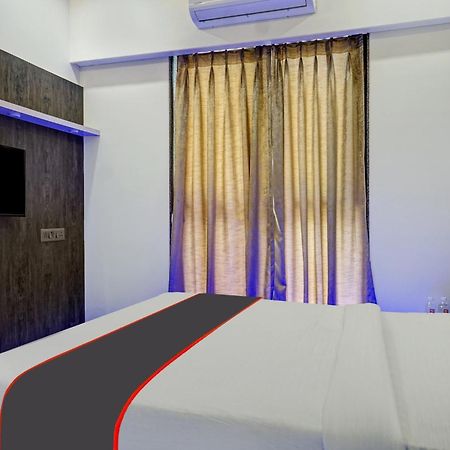Super Townhouse Poona Royal Otel Pimpri-Chinchwad Dış mekan fotoğraf