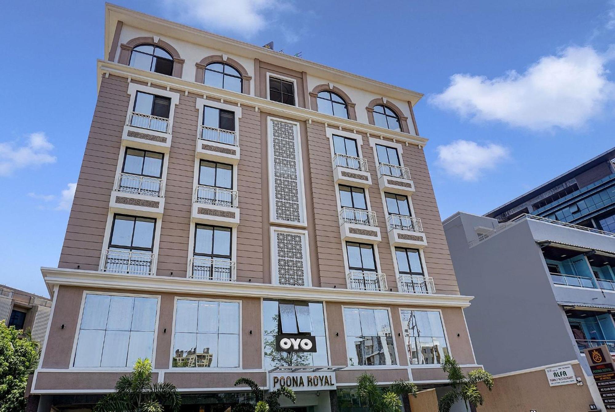 Super Townhouse Poona Royal Otel Pimpri-Chinchwad Dış mekan fotoğraf